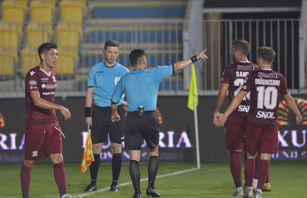 Jucătorii Rapidului, luați în colimator de Marius Șumudică: „La banii ăștia, trebuia să iei mingea în gură și să te duci cu ea în poartă”