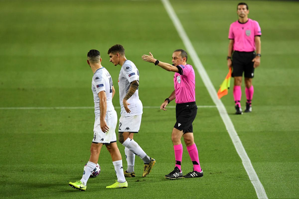 Liga Campionilor, „optimi” // VIDEO+FOTO Barcelona - Bayern Munchen, șocul din „sferturi”! Hațegan a arbitrat show-ul total al lui Lewandowski