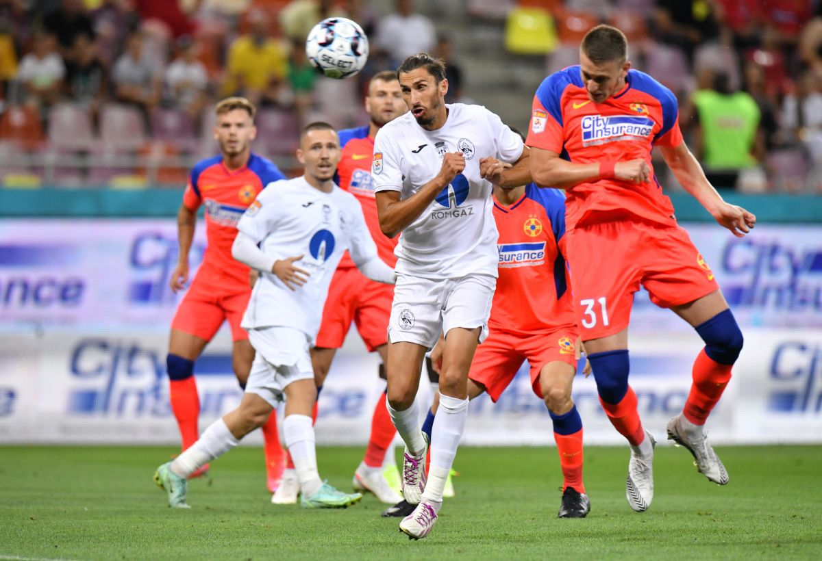 Andrei Vlad, după ce a revenit în poarta FCSB-ului: „Surpriză a fost pentru voi, nu pentru mine. Sper să plec afară”