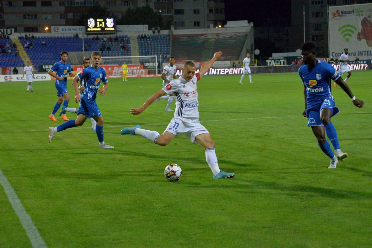 Clasament încins în Liga 1, după FC Botoșani - Farul » Primele 5 echipe, despărțite de un punct!
