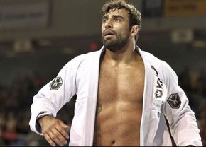 Șoc în Brazilia: cel mai mare luptător de jiu-jitsu a murit după ce a fost împușcat în cap într-un club!