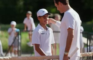 Roger Federer, moment special alături de un fan » Promisiune respectată după 5 ani