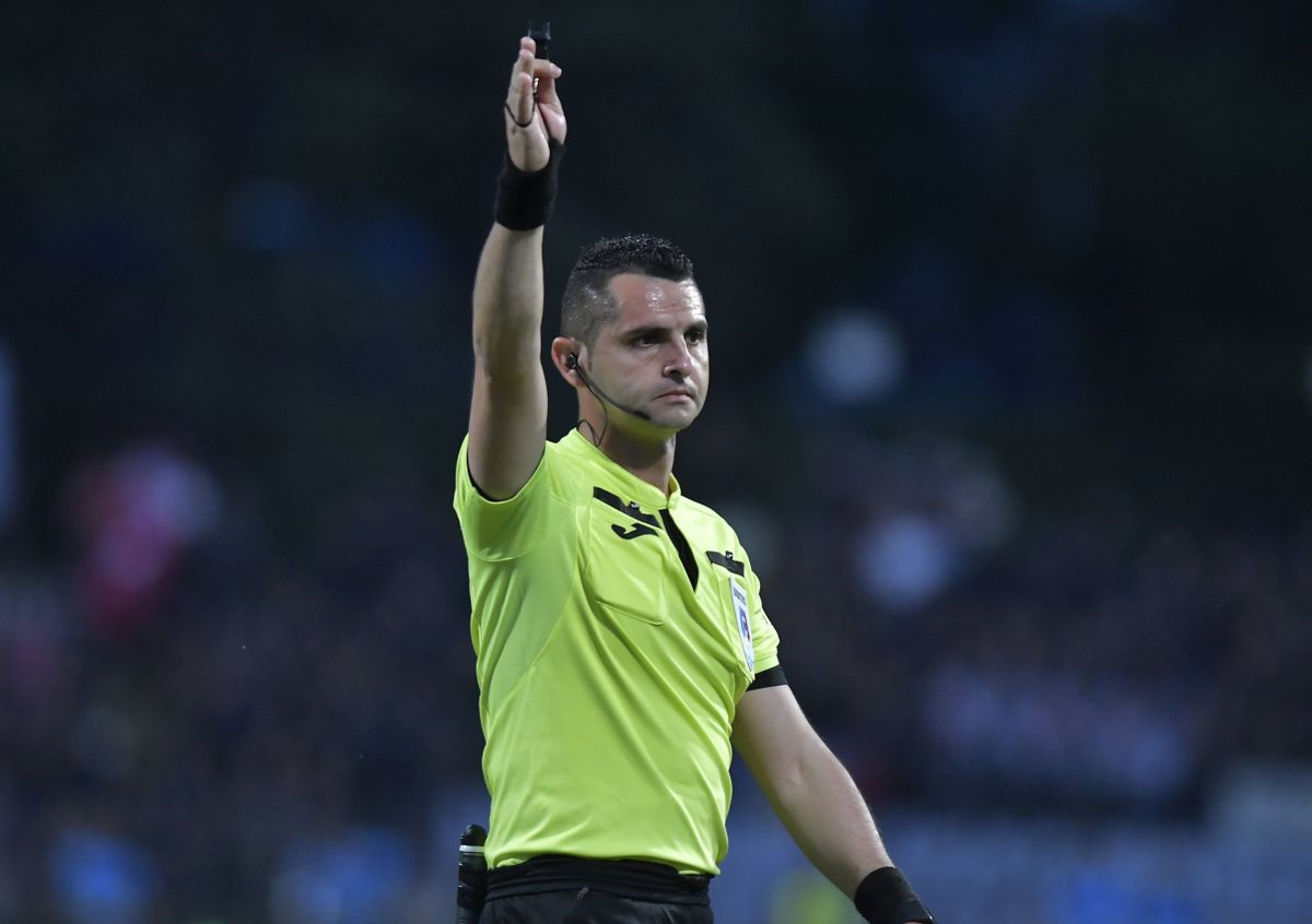 Un candidat la primărie arbitrează Dinamo - FCSB! Decizie în premieră luată de Kyros Vassaras pentru „Derby de România”