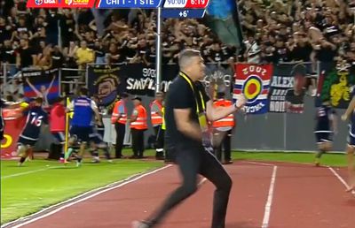 Ce descătușare! Golul lui Chipirliu a declanșat „nebunia” la Târgoviște: Daniel Oprița nu s-a mai abținut și a mers spre fanii adverși