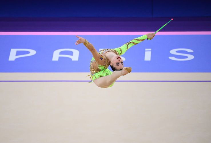 Annaliese Drăgan, în calificările de la gimnastică ritmică, în Arena Porte de La Chapelle din Paris / FOTO: Raed Krishan (GSP.ro)