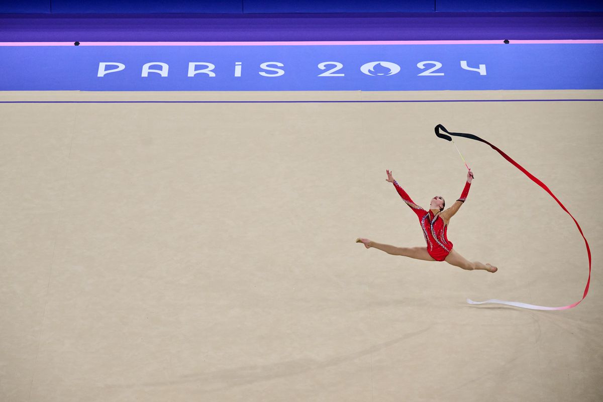 Annaliese Drăgan, în calificările de la gimnastică ritmică - Paris 2024