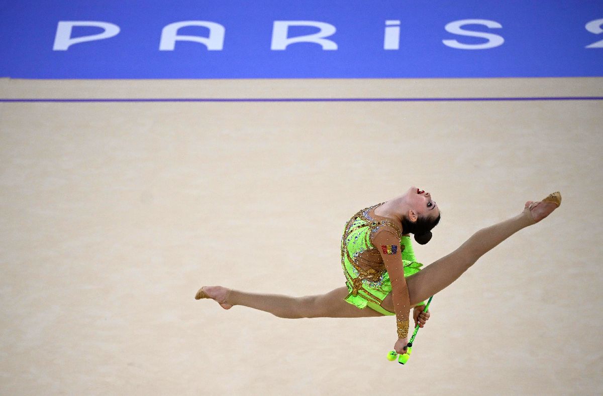 Annaliese Drăgan, în calificările de la gimnastică ritmică - Paris 2024