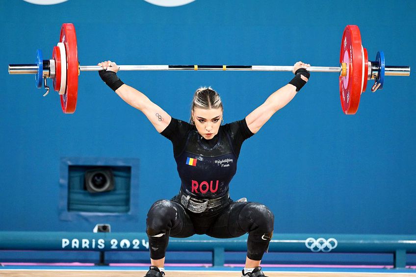 Mihaela Cambei, în finala de haltere 49 kg // foto: Raed Krishan (GSP)