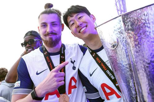 Mesajul lui Radu Drăgușin pentru Son, la despărțirea de Tottenham: „Unul dintre cei mai buni”