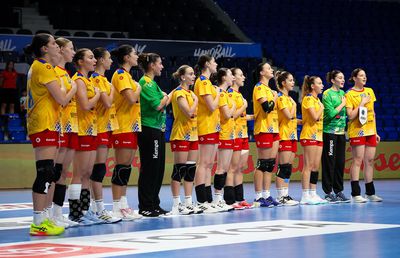 România, aproape de dezastru la Campionatul European U17 de handbal feminin: 4 înfrângeri în 6 meciuri!