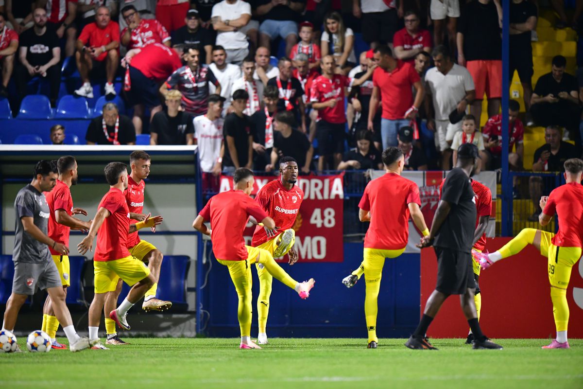 Două noutăți la Dinamo pentru meciul cu Metaloglobus: s-a „rupt” la debut!