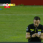 Gol anulat în Metaloglobus - Dinamo ca urmare a intervenției VAR. FOTO: captură Prima Sport