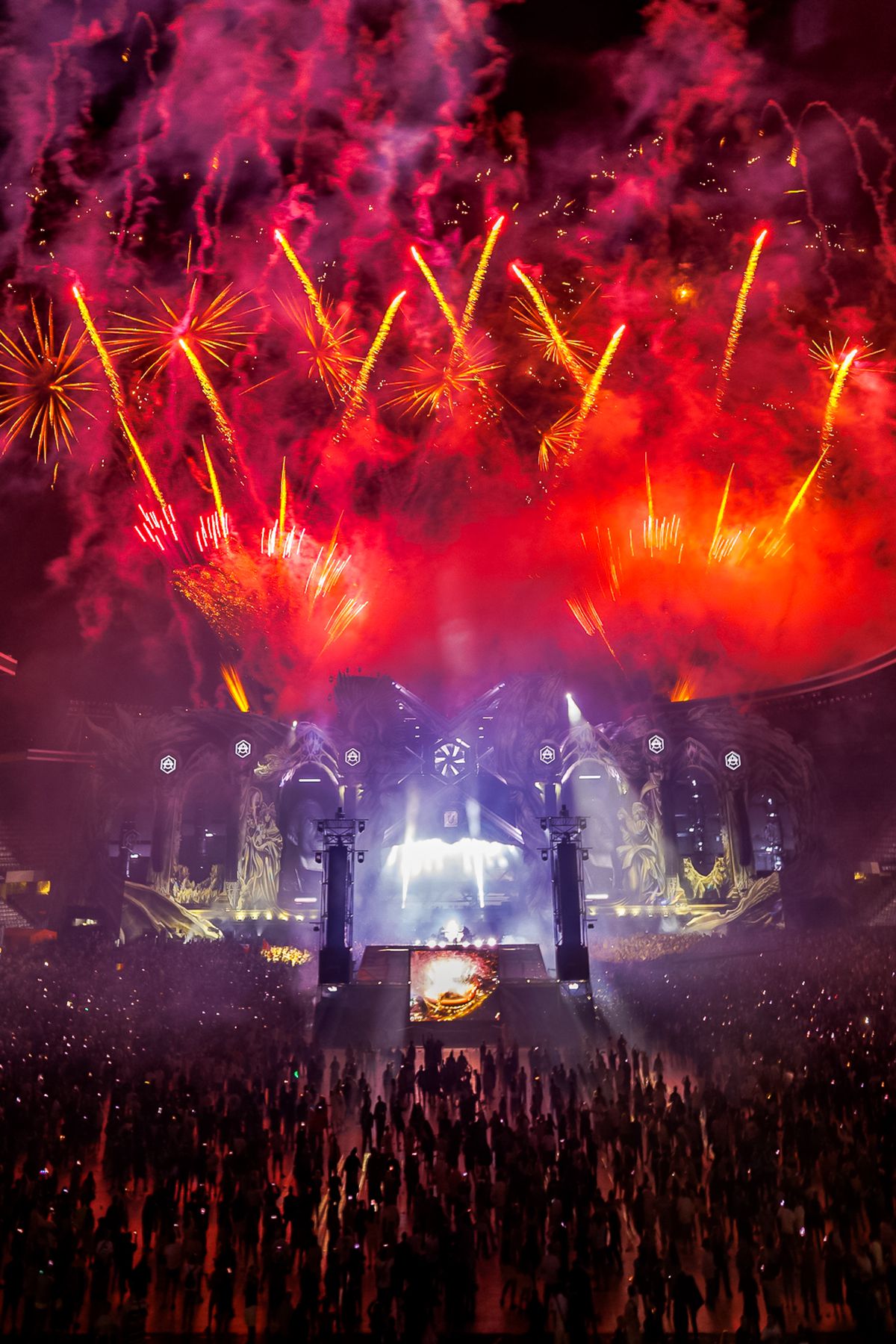 Untold a transformat Cluj Arena! Imagini spectaculoase din prima zi a festivalului