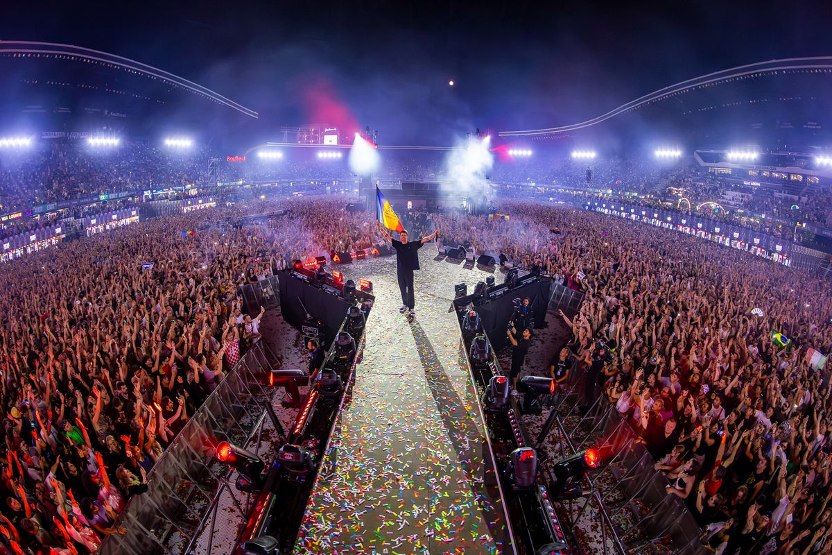 Untold a transformat Cluj Arena! Imagini spectaculoase din prima zi a festivalului