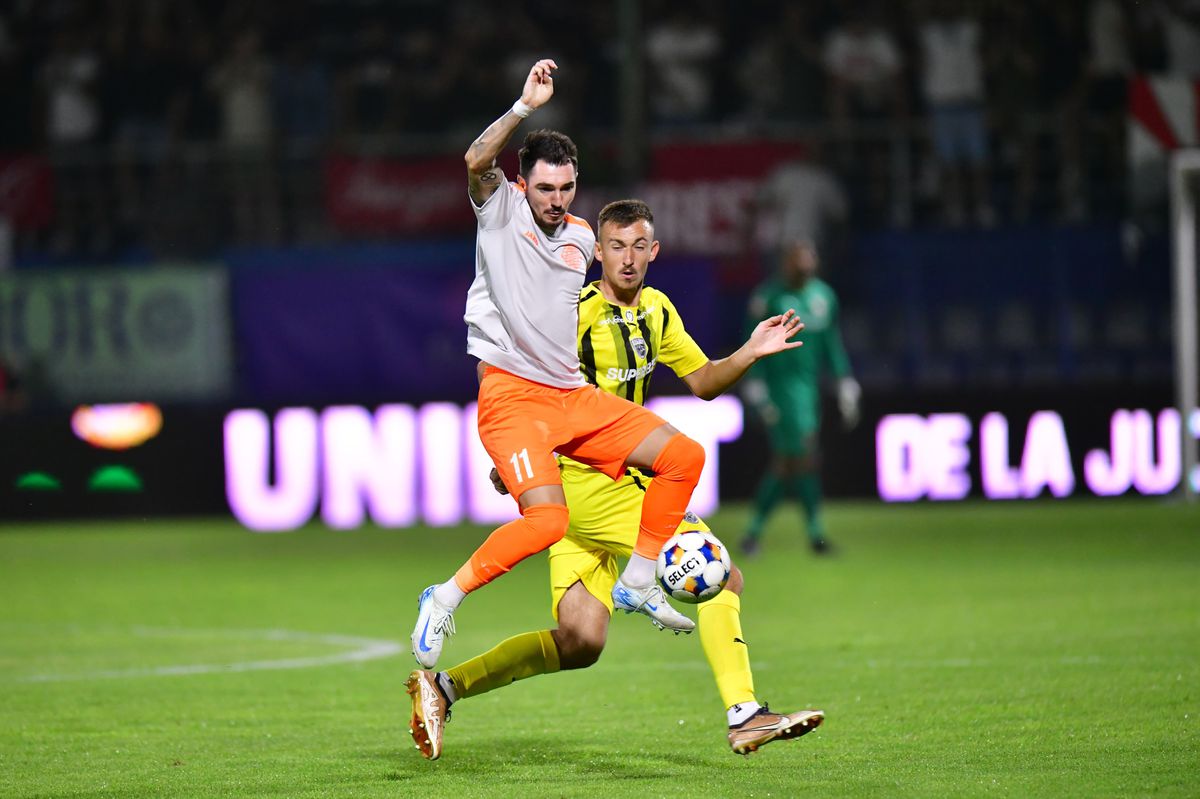 Metaloglobus - Dinamo 0-1 » Cîrjan și o repriză-n van. Joc slab, dar „câinii” leagă în premieră două victorii în acest sezon! Clasamentul