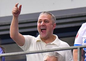 Mihai Rotaru, exuberant după victoria Craiovei de la Istanbul: „Cea mai mare!” + s-a enervat când FCSB a făcut 2-0: „Vă închid telefonul!”
