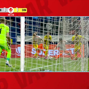 Gol anulat în Metaloglobus - Dinamo ca urmare a intervenției VAR. FOTO: captură Prima Sport