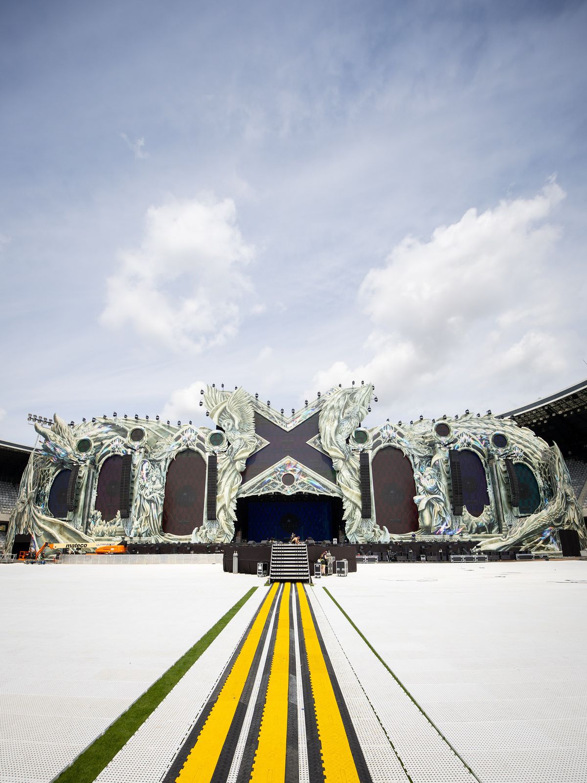 Untold a transformat Cluj Arena! Imagini spectaculoase din prima zi a festivalului