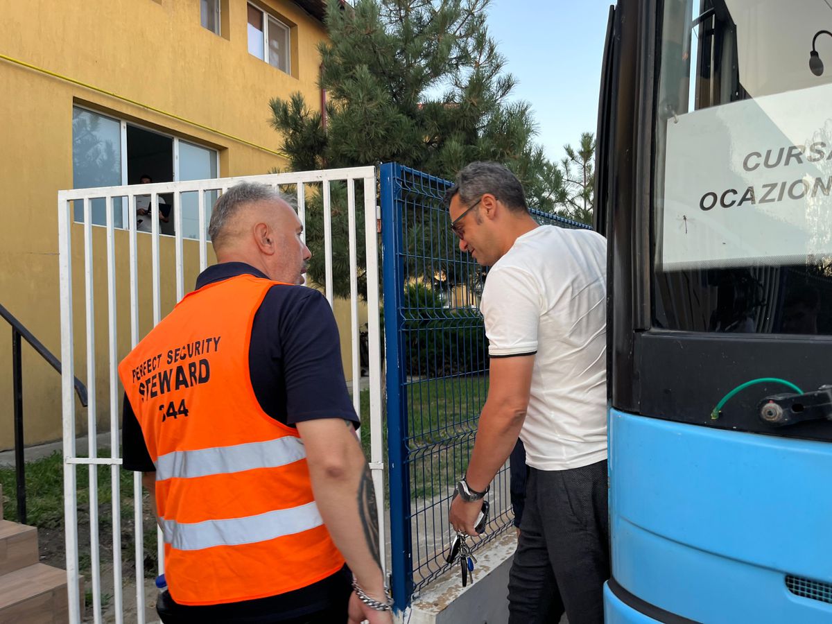 Metaloglobus - Dinamo, imagini înaintea partidei de la Clinceni