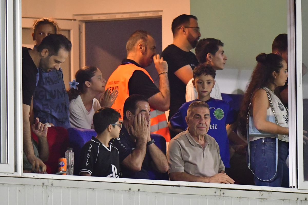 Panduru, nemilos cu Dinamo: „Nu înțelegi! În repriza a doua a fost o singură echipă pe teren”