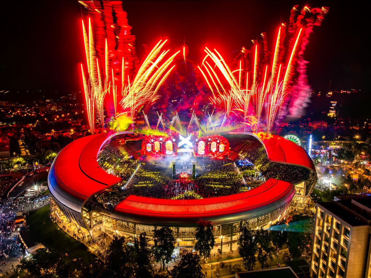 Untold a transformat Cluj Arena! Imagini spectaculoase din prima zi a festivalului