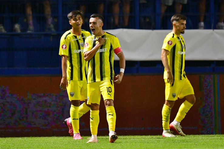 Metaloglobus - Dinamo, etapa 5 din Superliga. FOTO: Cristi Preda