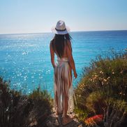 Alexandra Băluțescu prezintă știrile sportive la Prima TV. Foto: Instagram