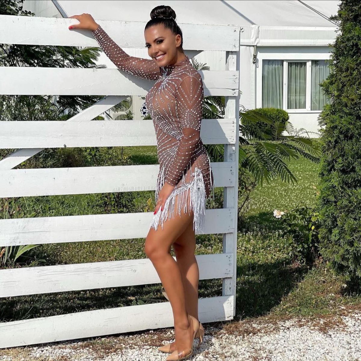 „Campioana unei mari iubiri” » Artista care i-a chemat pe olteni în „vulcanul” de pe Oblemenco