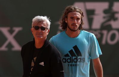 Relație schimbată între Stefanos Tsitsipas și tatăl său: „Nu mai urlăm unul la altul așa cum o făceam”