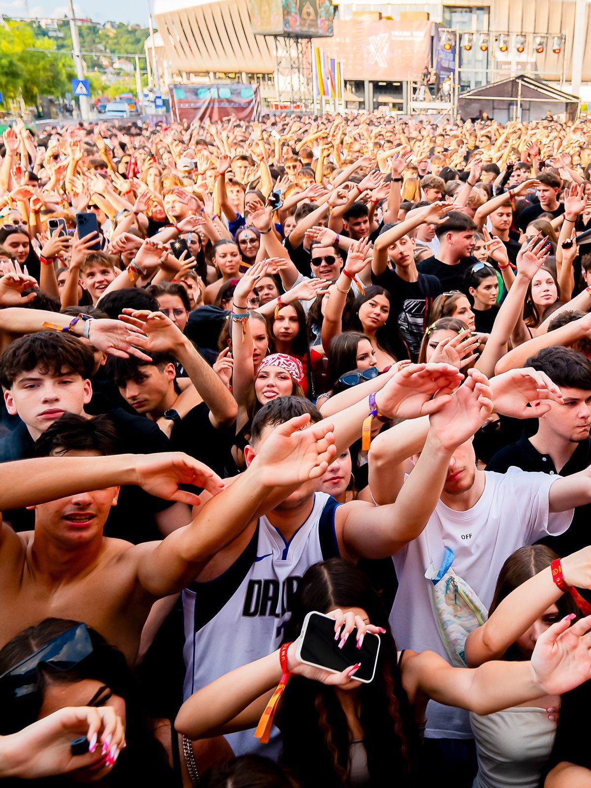 Cum arată Cluj Arena, stadion transformat total pentru Untold Festival