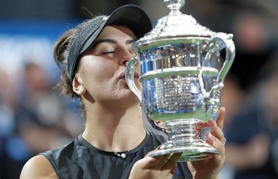 BIANCA ANDREESCU - SERENA WILLIAMS 6-3, 7-5 // Andreescu, direct în top 10 adolescente care s-au impus la un Grand Slam! Când Serena câștiga US Open, Bianca era „pe drum” :)
