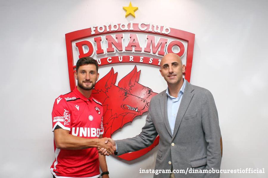 Borja Valle, prezentat de Dinamo // foto: Facebook @ FC Dinamo București Borja Valle, prezentat de Dinamo // foto: Facebook @ FC Dinamo București