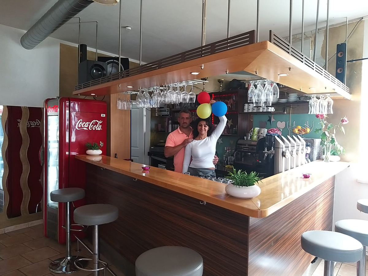 Suporteri stadion Austria - România