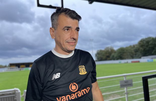 Un român e manager la un club din Liga a 6-a engleză și e convins: „Vin cel puțin 5.000 de români la West Ham - FCSB!”