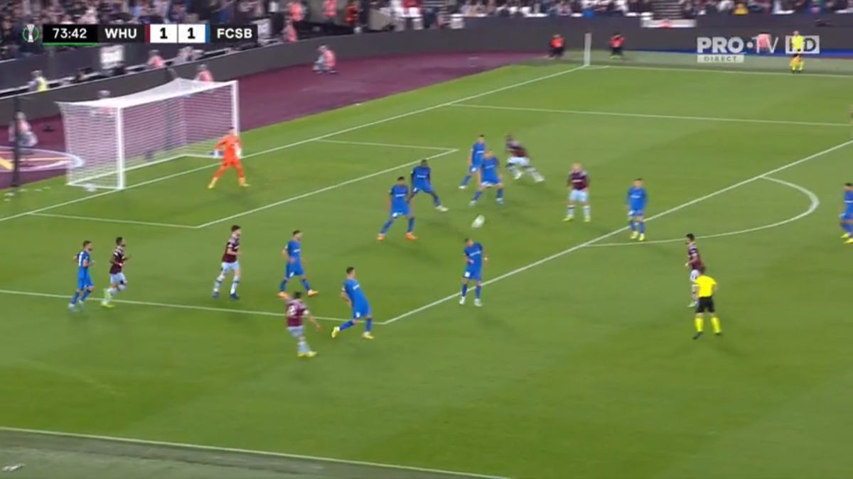 Tavi Popescu a comis-o la 5 minute de la intrarea pe teren! Gafă decisivă în West Ham - FCSB