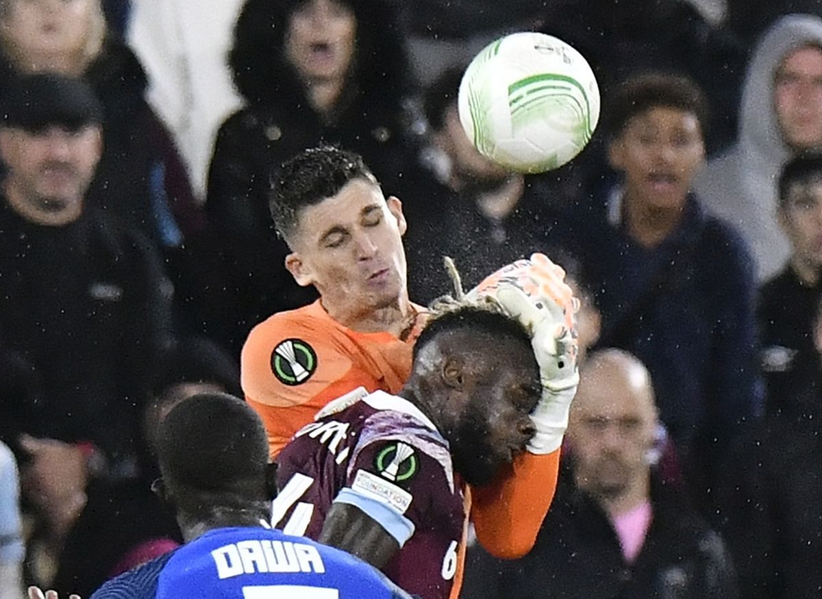 L-a „citit” pe Octavian Popescu, șters în West Ham - FCSB: „Este prea firav psihic. S-a stins încă din play-off-ul trecut”