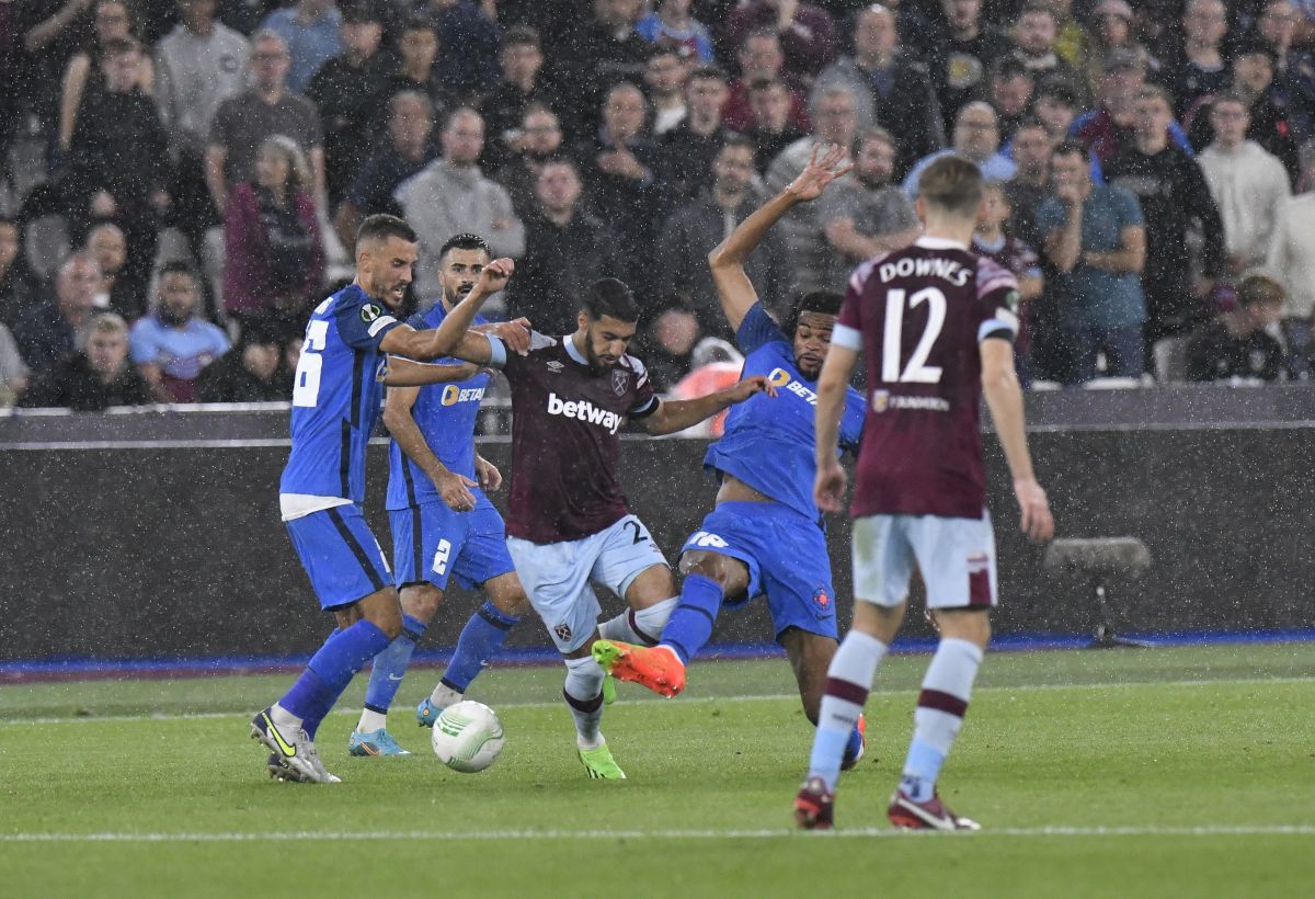 L-a „citit” pe Octavian Popescu, șters în West Ham - FCSB: „Este prea firav psihic. S-a stins încă din play-off-ul trecut”