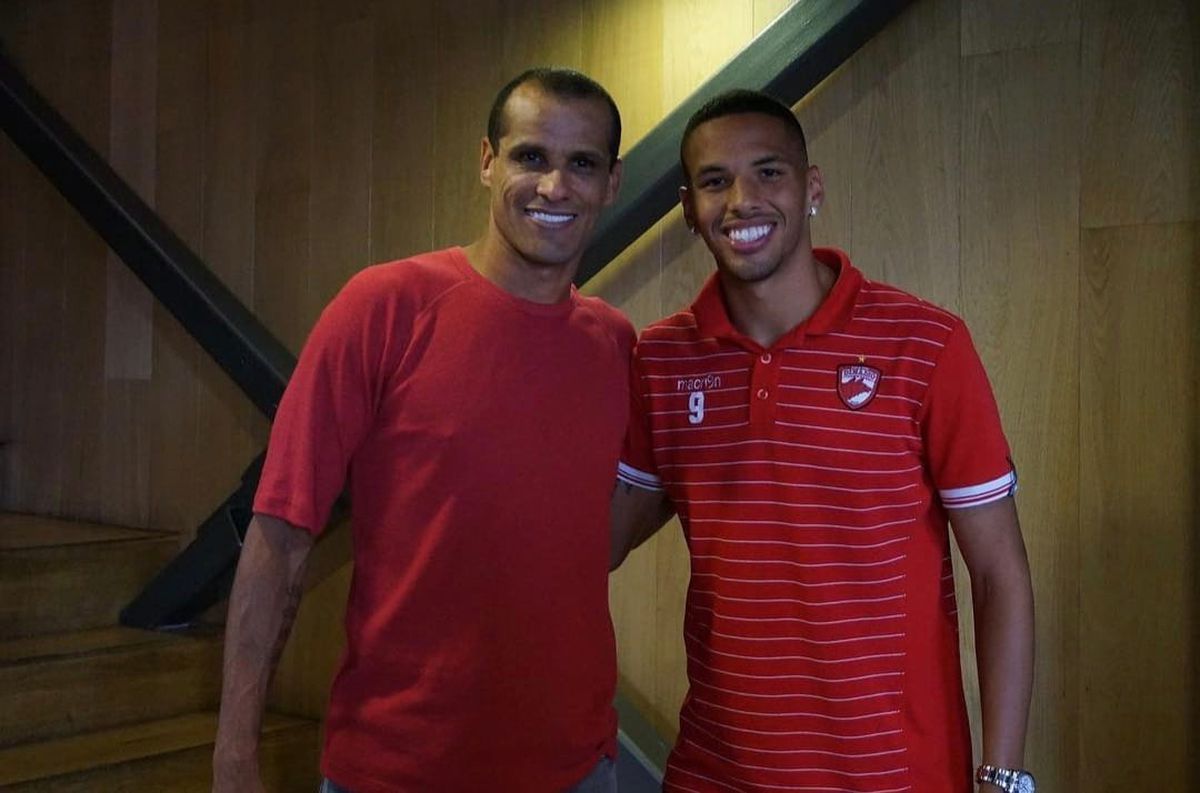 În numele tatălui » 26 de fotbaliști din primele două ligi sunt copii ai unor foști jucători cunoscuți