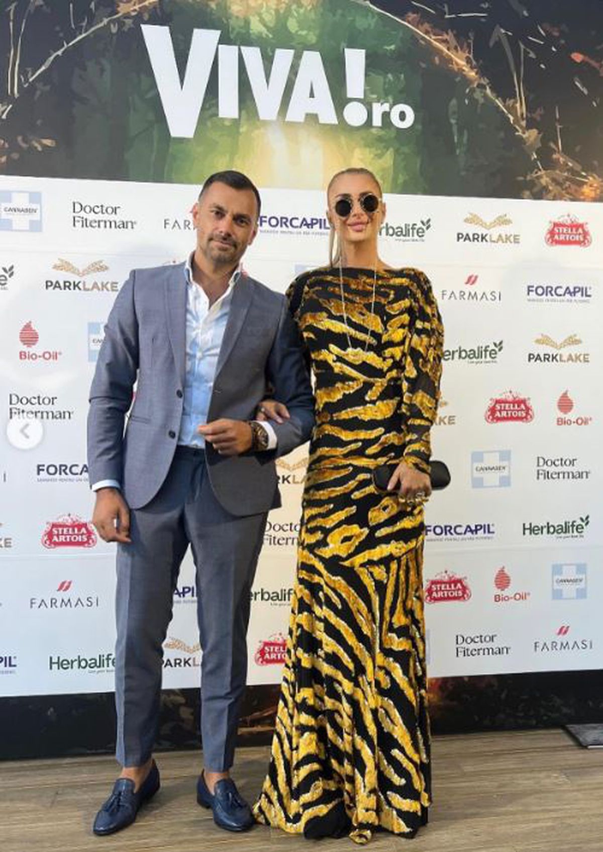 Anamaria Prodan s-a afișat cu fostul la un eveniment monden! Nimeni nu se mai aștepta să o vadă pe impresară la brațul lui