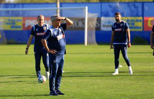 Mircea Lucescu i-a luat tare pe „tricolori” la antrenament: „Hai, prietenii mei, că n-am venit să stăm pe bancă!”