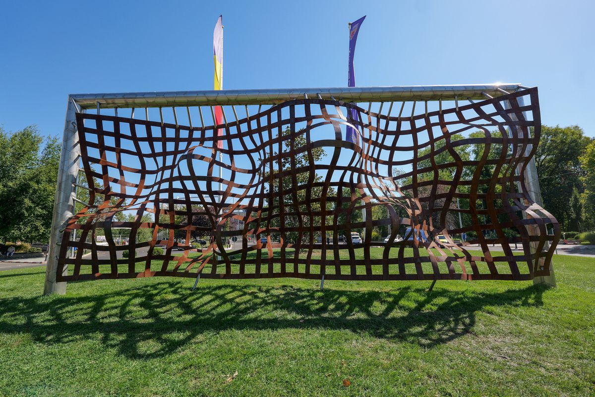 Generația de Aur are statuie în fața Arenei Naționale