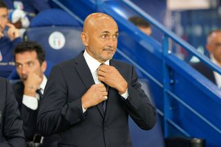 Abia dat afară, Luciano Spalletti are deja o ofertă » Salariu de cinci ori mai mare decât la naționala Italiei!