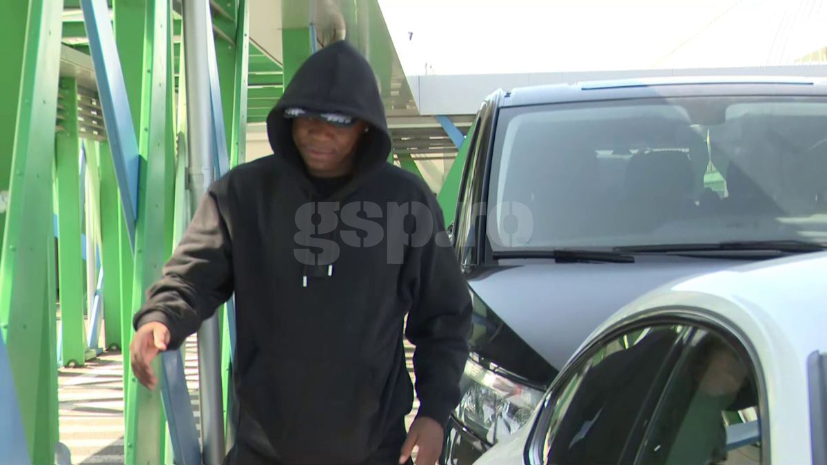 Blocat?! Ce se întâmplă cu transferul lui Clinton N'Jie la Rapid: „Sistemul e asaltat”