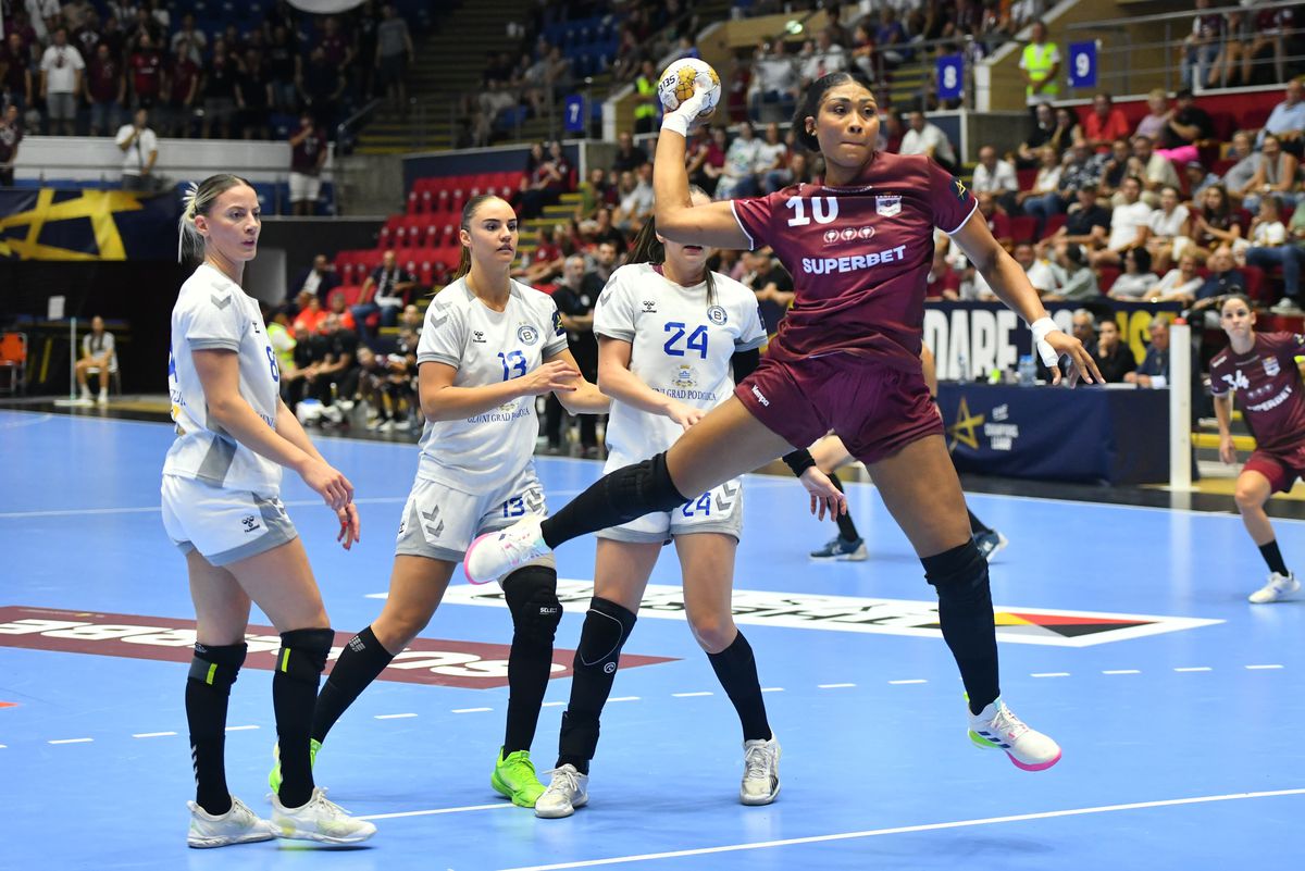 Debut cu dreptul pentru Rapid cu Buducnost în noul sezon de Liga Campionilor la handbal feminin