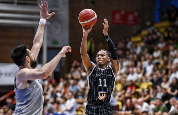 U-BT Cluj-Napoca, start reușit al presezonului, în ciuda unor probleme mari de lot » Victorie cu AEK Atena după un coș în ultima secundă