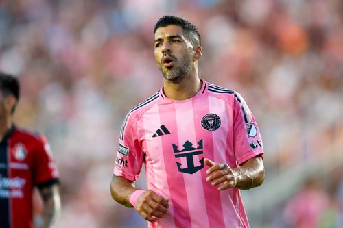 Luis Suarez a primit încă o suspendare drastică, după ce și-a scuipat adverasarul în față