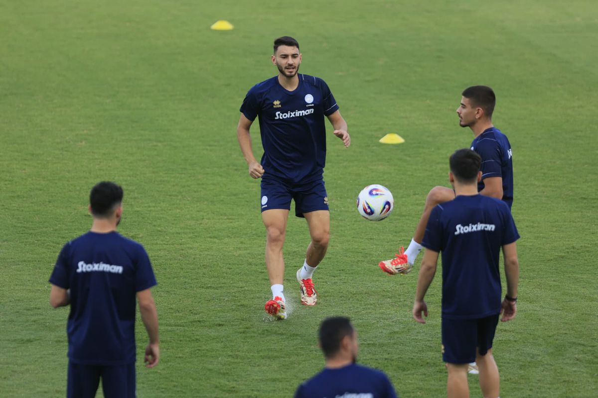 Antrenamentul și conferința naționalei Ciprului