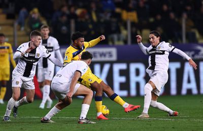 Fundașul pe care Chivu îl ținea rezervă la Parma, out din Serie A! » Internaționalul a fost împrumutat în Turcia