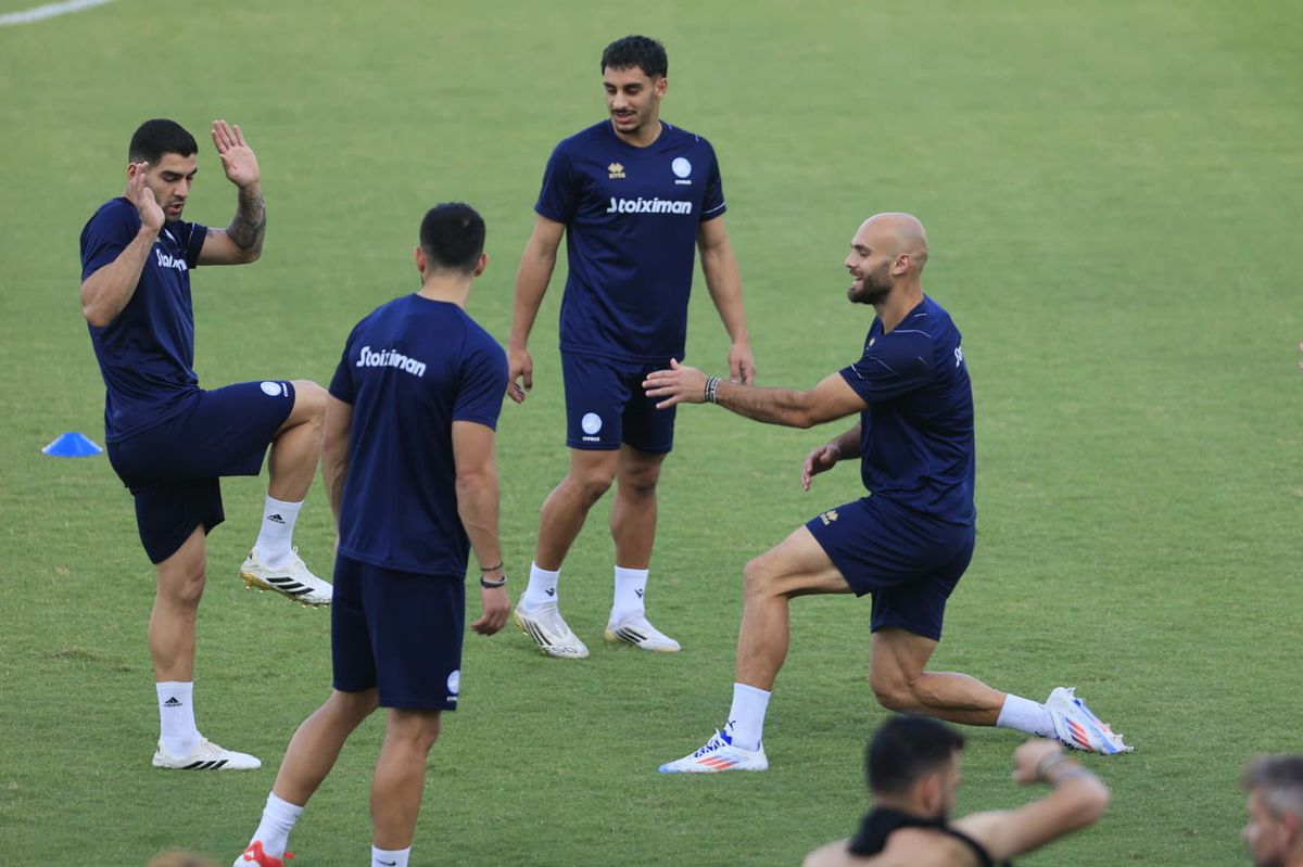 Antrenamentul și conferința naționalei Ciprului