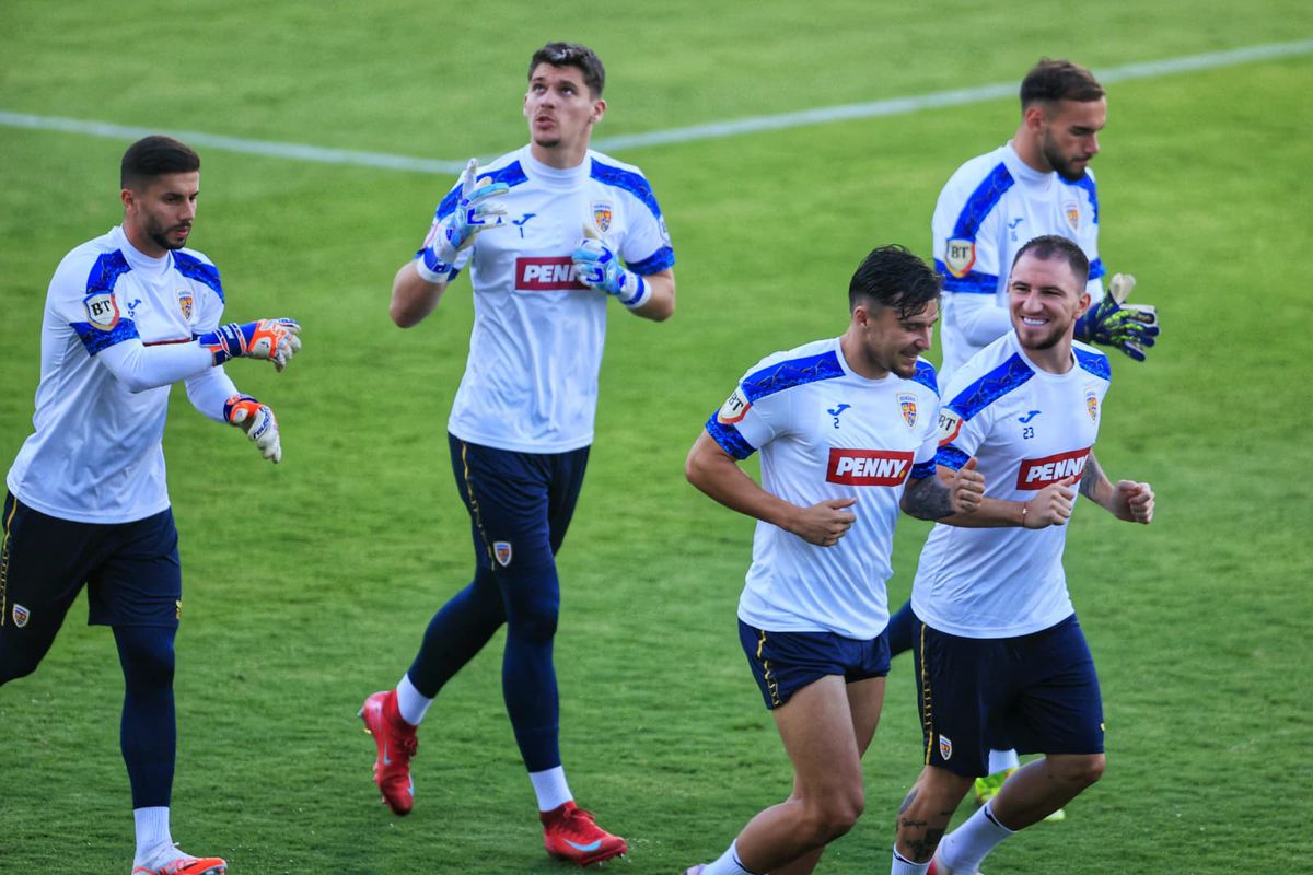 Mircea Lucescu pregătește o echipă de start total neașteptată pentru meciul cu Cipru » Din nou, fără jucători de la FCSB în primul „11”